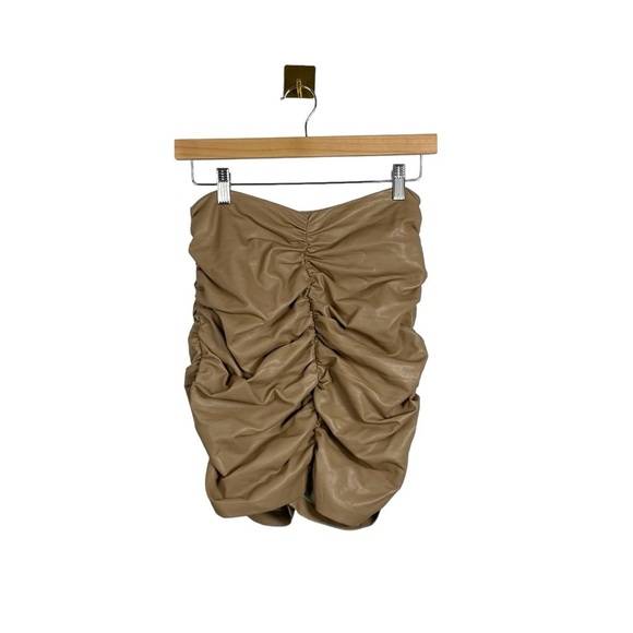 Astr The Label Leather Ruched Mini Skirt in Cappuccino Tan Size S - Picture 3 of 10